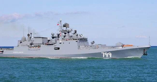Rusiya Hərbi Dəniz Qüvvələrinin Kalibr raketlərini buraxmaq üçün istifadı etdiyi iki gəmisi zədələnib