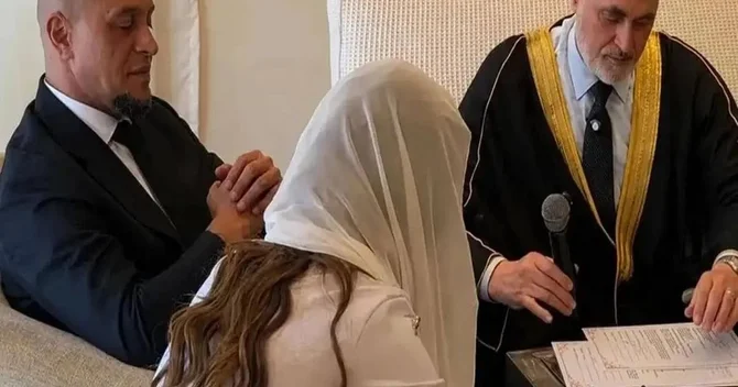 Roberto Karlosdan Müsəlman oldu iddialarına CAVAB