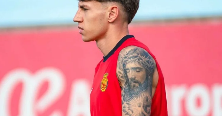 Atletiko ispaniyalı hücumçu transfer edir
