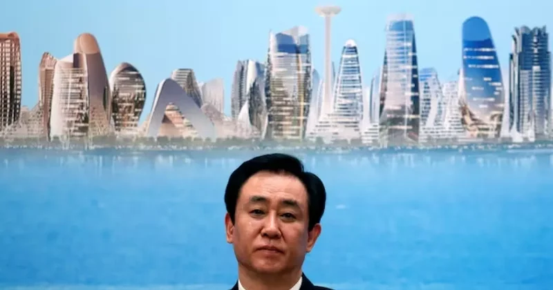 Основатель China Evergrande приговорен к пожизненному заключению
