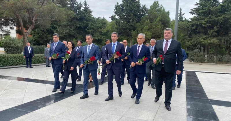Xəzər rayonunda “Suverenliyin Zəfəri” adlı tədbir keçirilib FOTOLAR