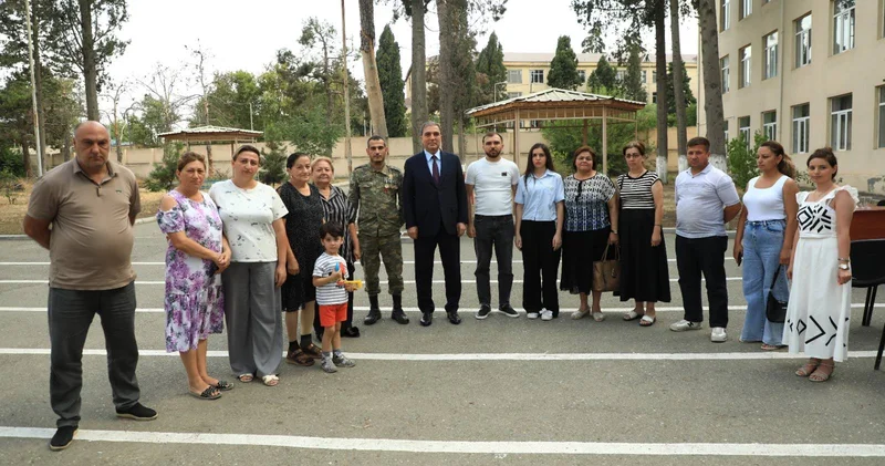 Onun qiyməti nə geyimindədir, nə də görüntüsündə... Kafedra müdiri yazır