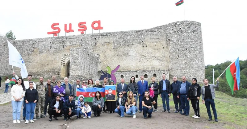 YAP Qaradağ rayon təşkilatı Dövlət Suverenliyi Gününü Laçın, Şuşa və Xankəndi şəhərlərində qeyd ediblər