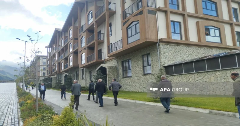Növbəti köç karvanı Kəlbəcərə çatıb, mənzillərin açarları təqdim olunub FOTO VİDEO YENİLƏNİB 1