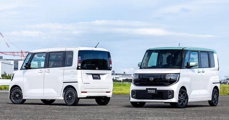 Yeni Nissan Roox Yaponiya bazarına daxil olub.