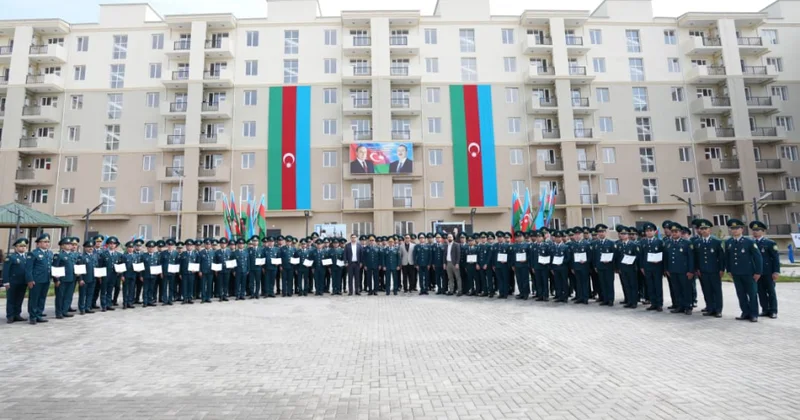 DSX nin hərbi hissəsində yeni inşa olunmuş yaşayış binaları xidməti istifadəyə verilib