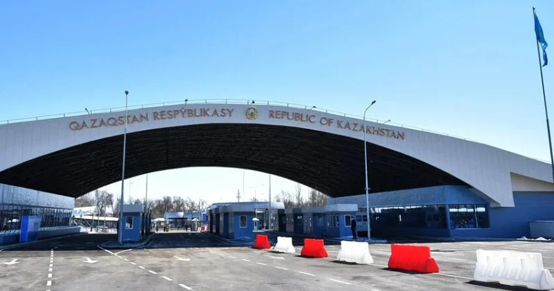 Qazaxıstan Qırğızıstan sərhədində iki keçid məntəqəsinə beynəlxalq status veriləcək