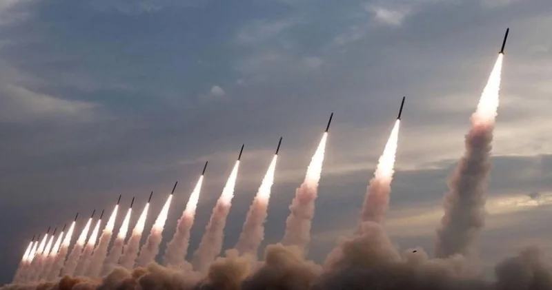 İran ilk dəfə qitələrarası ballistik raketi sınaqdan keçirdi