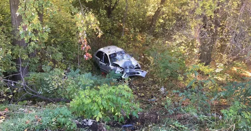 ДТП на дороге Баку Евлах: Opel слетел в овраг Видео