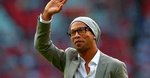 2025 ci ilin “Qızıl topu”nu Ronaldinyo təqdim edəcək