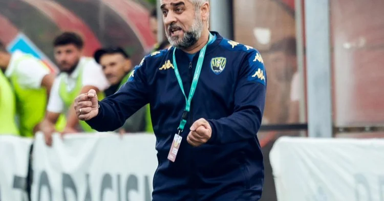 Kəpəz uduzdu, azarkeşlərlə baş məşqçi arasında gərginlik