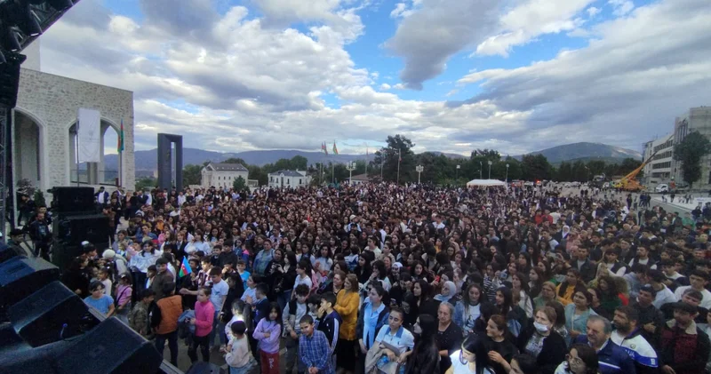 Xankəndidə şəhər günü münasibətilə möhtəşəm konsert FOTO