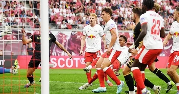 Bundesliqa: Qonaqların böyükhesablı qələbələri