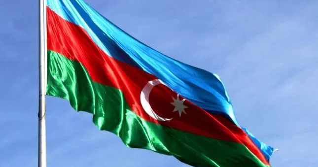 Suverenlik Vətənin hər qarışında Azərbaycan bayrağının dalğalanmasıdır