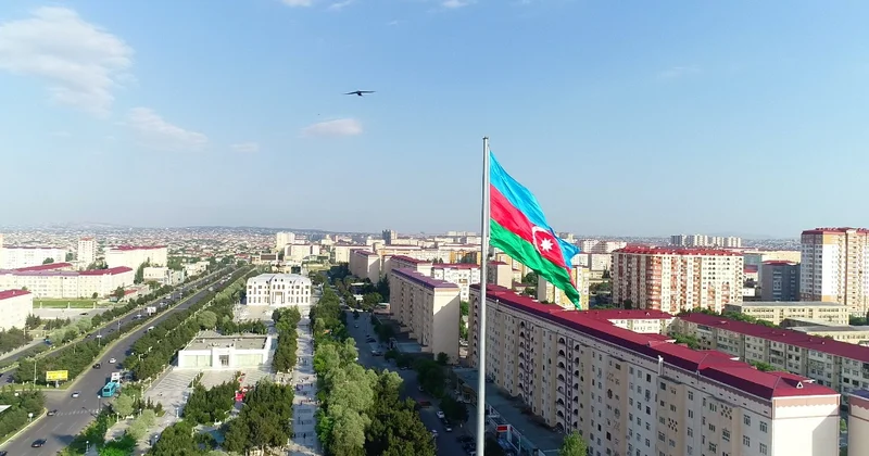 Bu ərazidə köhnə tikililər BAHALAŞDI VİDEO KONKRET