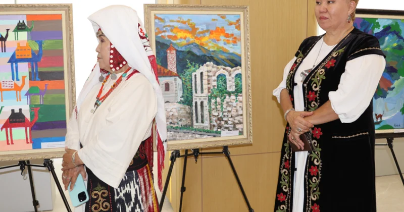 Xankəndidə Türk Dünyası Qadın Rəssamlarının sərgisi təşkil olunub