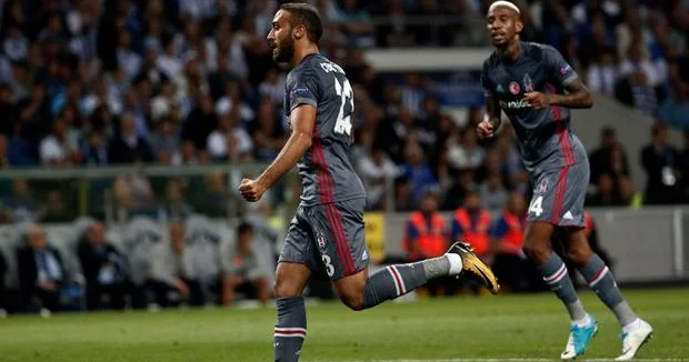 "Amed" "Beşiktaş"ı məğlub edib, liderliyə yüksəldi