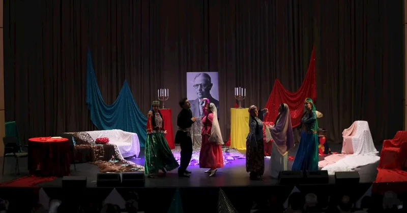 “Arşın mal alan” operettası Lənkəran teatrının təqdimatında Xankəndidə nümayiş olunub FOTOLAR