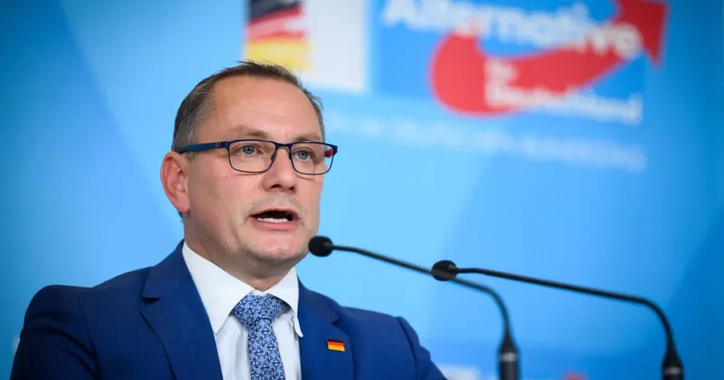 Золотой туалет для Зеленского: в Германии раскритиковали помощь Киеву Minval Politika