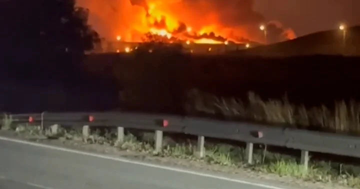 Moskvada cəhənnəm gecəsi: Anbarlar, Neft Emalı Zavodu yanır, aeroportlar dayandı