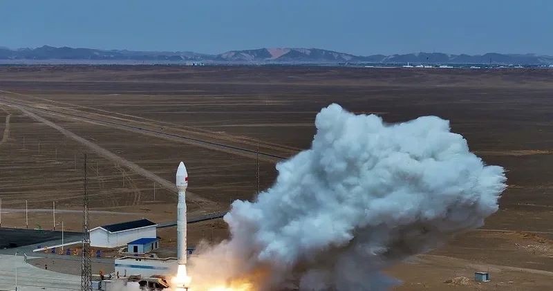 Çində Kinetica 1 raketi ilə 9 peyk kosmosa göndərilib