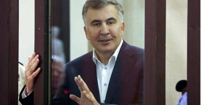 Saakaşvili məhkəmədə Ukraynanın himnini oxudu VİDEO