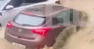 Vaxtı ilə çərkəzlərin ana şəhəri hesab edilən Soçi çəhəri güclü yağışlardan sonra su altında qalıb