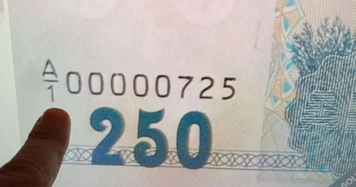 Азербайджанская банкнота 1992 года продана на eBay за 329 манатов