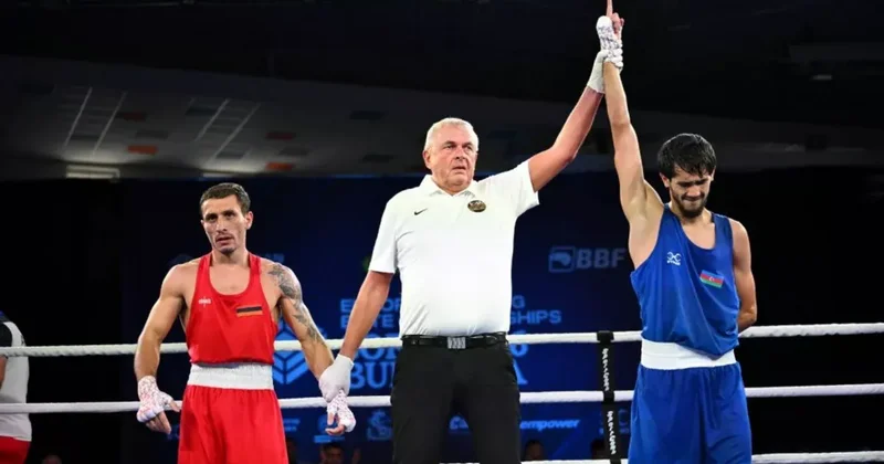 Мамедзаде и Искендеров вышли в четвертьфинал чемпионата Европы по боксу