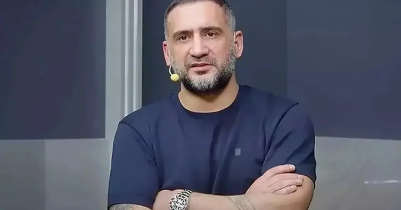 Ümit Karan Okan Buruku sərt tənqid etdi