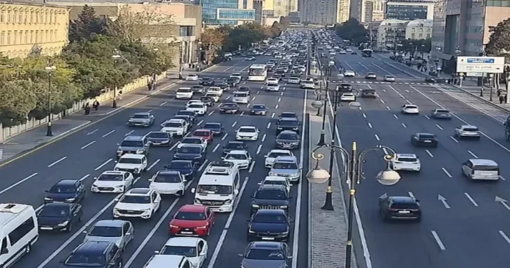 Bakıda bu yollarda sıxlıq var SİYAHI