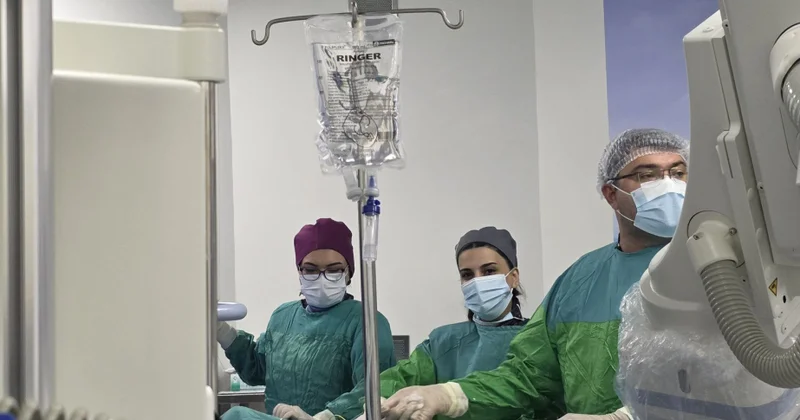 ® Mərkəzi Gömrük Hospitalının həkimləri TAVİ əməliyyatını həyata keçiriblər