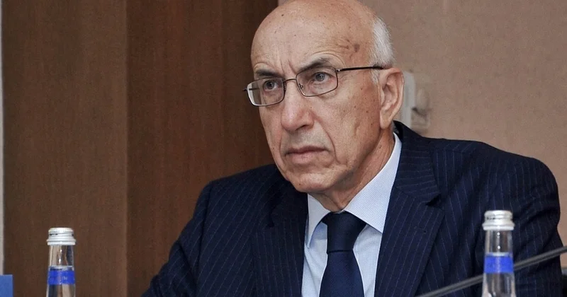 “Gözləmək lazımdır, tələsmək olmaz!” Arif Rəhimzadə Ramiz Mehdiyevin YAP dan çıxarılmamasına münasibət bildirdi