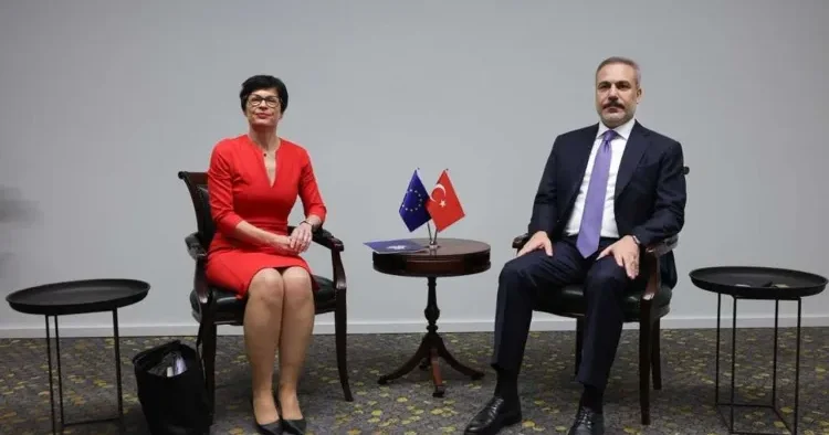 Marta Kos Hakan Fidanla Avropa ilə Asiyanı bir birinə yaxınlaşdırmağı müzakirə ETDİ