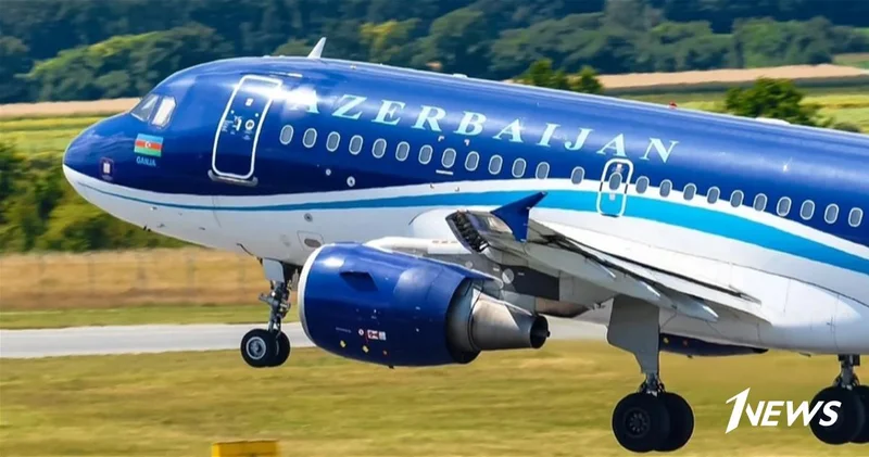 Самолет AZAL, вынужденно вернувшийся в Петербург, прошел полный плановый техосмотр
