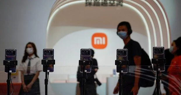 В сети заметили загадочный смартфон Xiaomi
