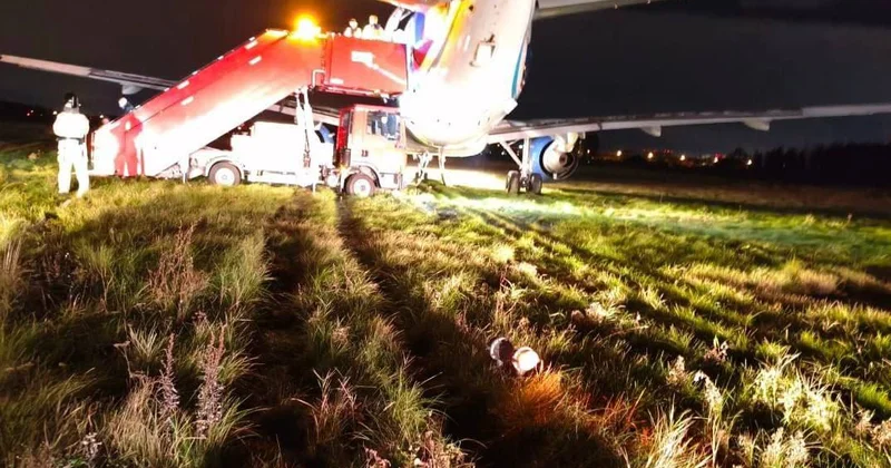 Пассажир борта AZAL, севшего в Питере: Посадка была мягкая, пилоты молодцы Minval Politika