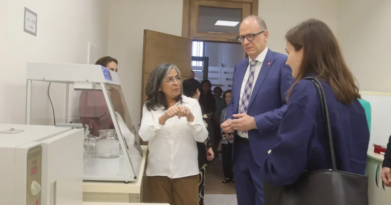Botanika İnstitutunda yeni laboratoriyalar açılıb