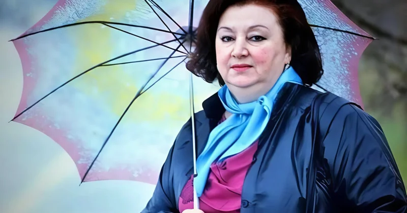 Qızını torpağa verib səhnəyə çıxan Şövkət Ələkbərova