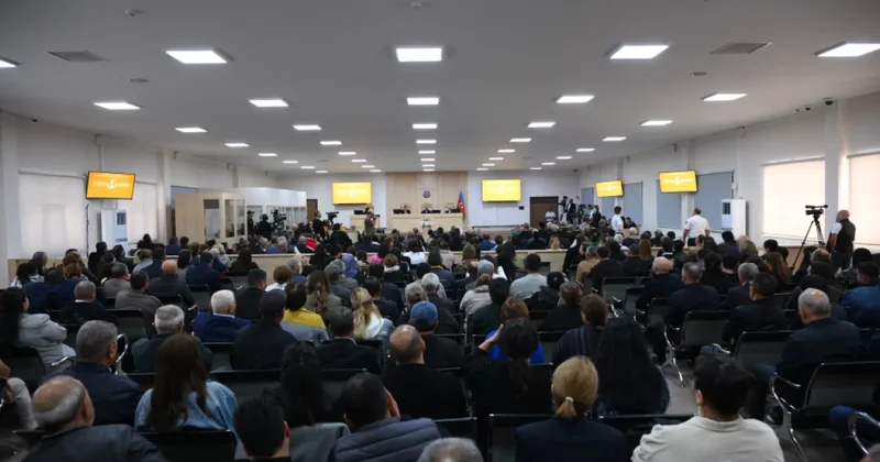 Суд в Баку: Гукасян выразил несогласие с изложенными подробностями в изученных документах ФОТО