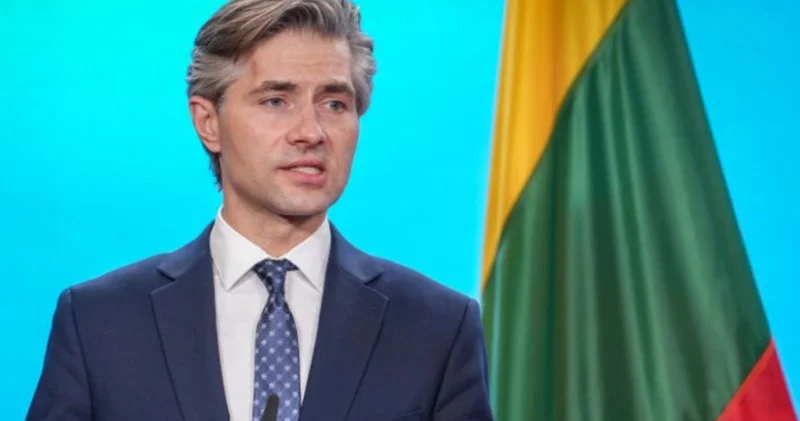 Litva Putinin təyyarəsinin ölkə ərazisindən keçməsinə icazə verməyəcək