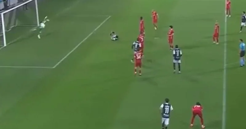 "Neftçi"nin oyununda biabırçılıq: VAR işləmir dedilər, sonra... VİDEO