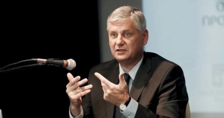 Rus ideoloq Mehdiyevin həbsindən yazdı: “Boz kardinalın süqutu...”