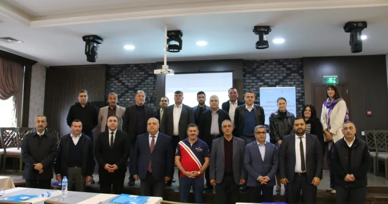 QHT “Dövlət satınalmalarının təşkili və idarə olunması” mövzusunda təlim keçirib FOTOLAR