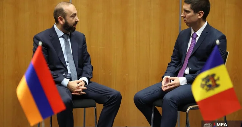 Mirzoyan Moldova XİN rəhbəri ilə Avropaya inteqrasiyanı müzakirə edib