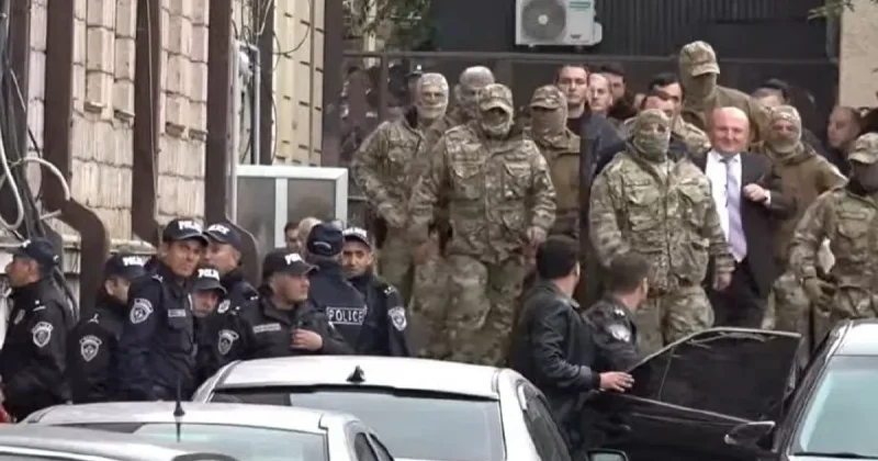 Армянские силовики увезли мэра Гюмри ФОТО/ВИДЕО