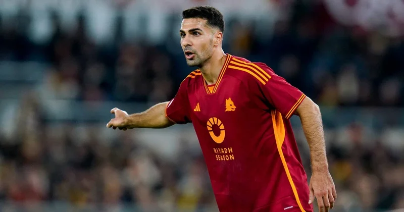 “Roma” türkiyəli futbolçunu komandada saxlayacaq