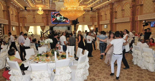 Sənan Bağırov TUTULDU Toyda bir nəfəri bıçaqlayıbmış