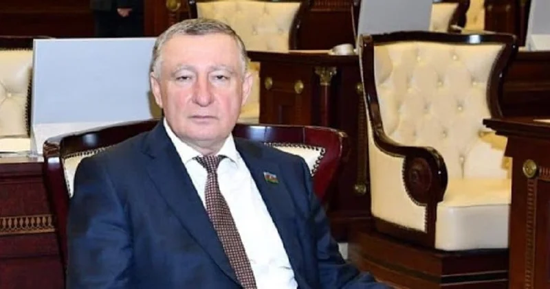 Davamlı inkişaf fonunda yeni hədəflər Məşhur Məmmədov yazır....