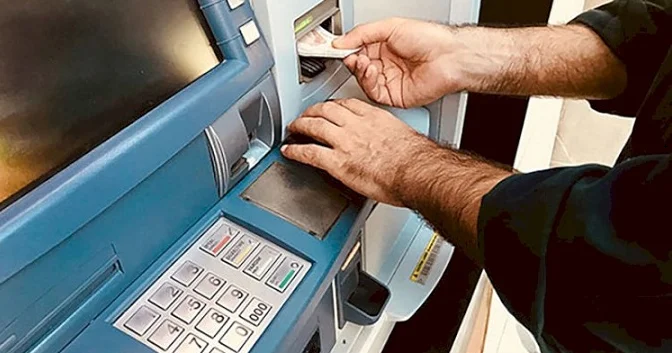Bu halda pulunuzu bankdan təcili çıxarın Açıqlama